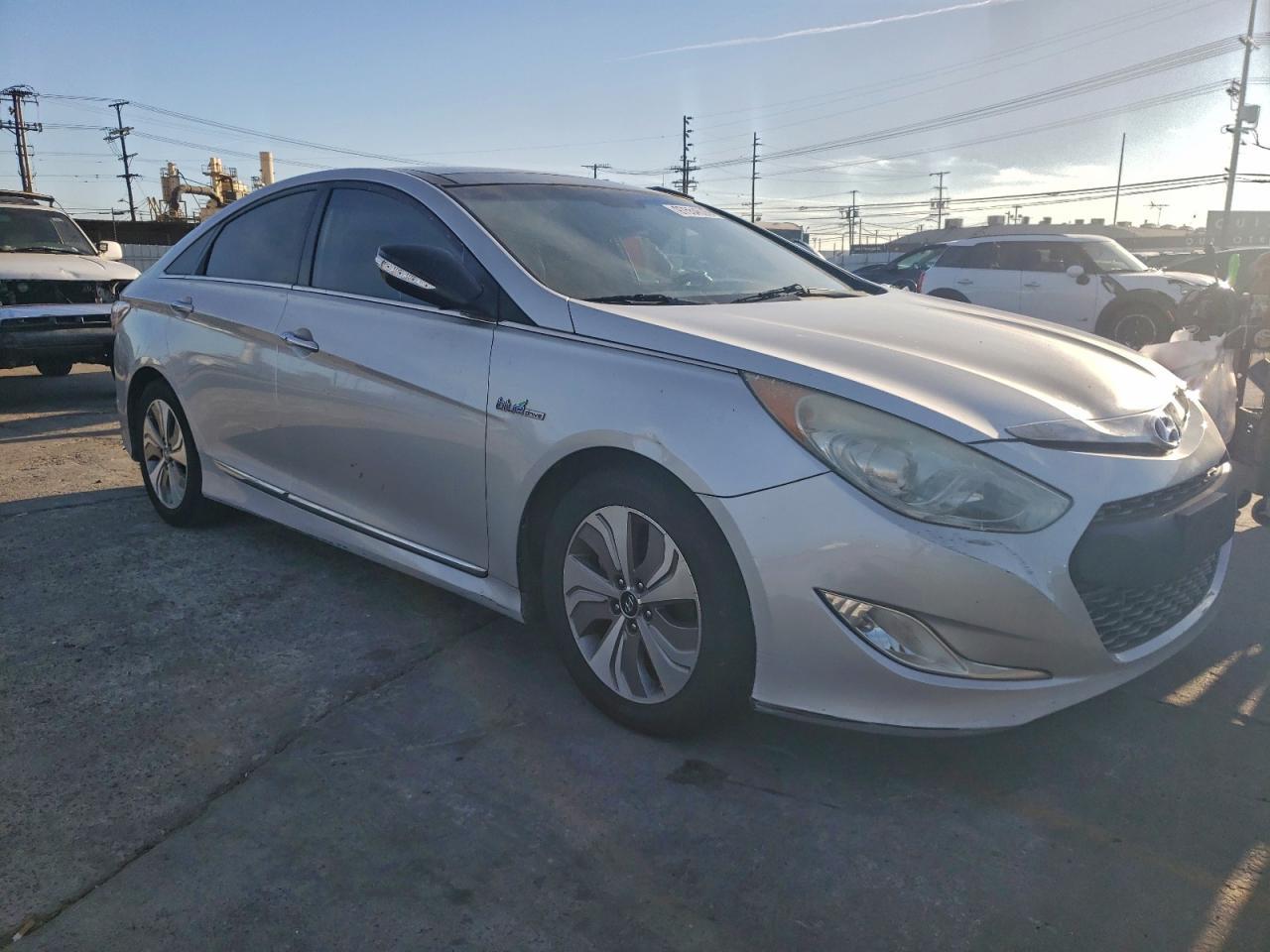 2015 Hyundai Sonata Hybrid - Фото 4