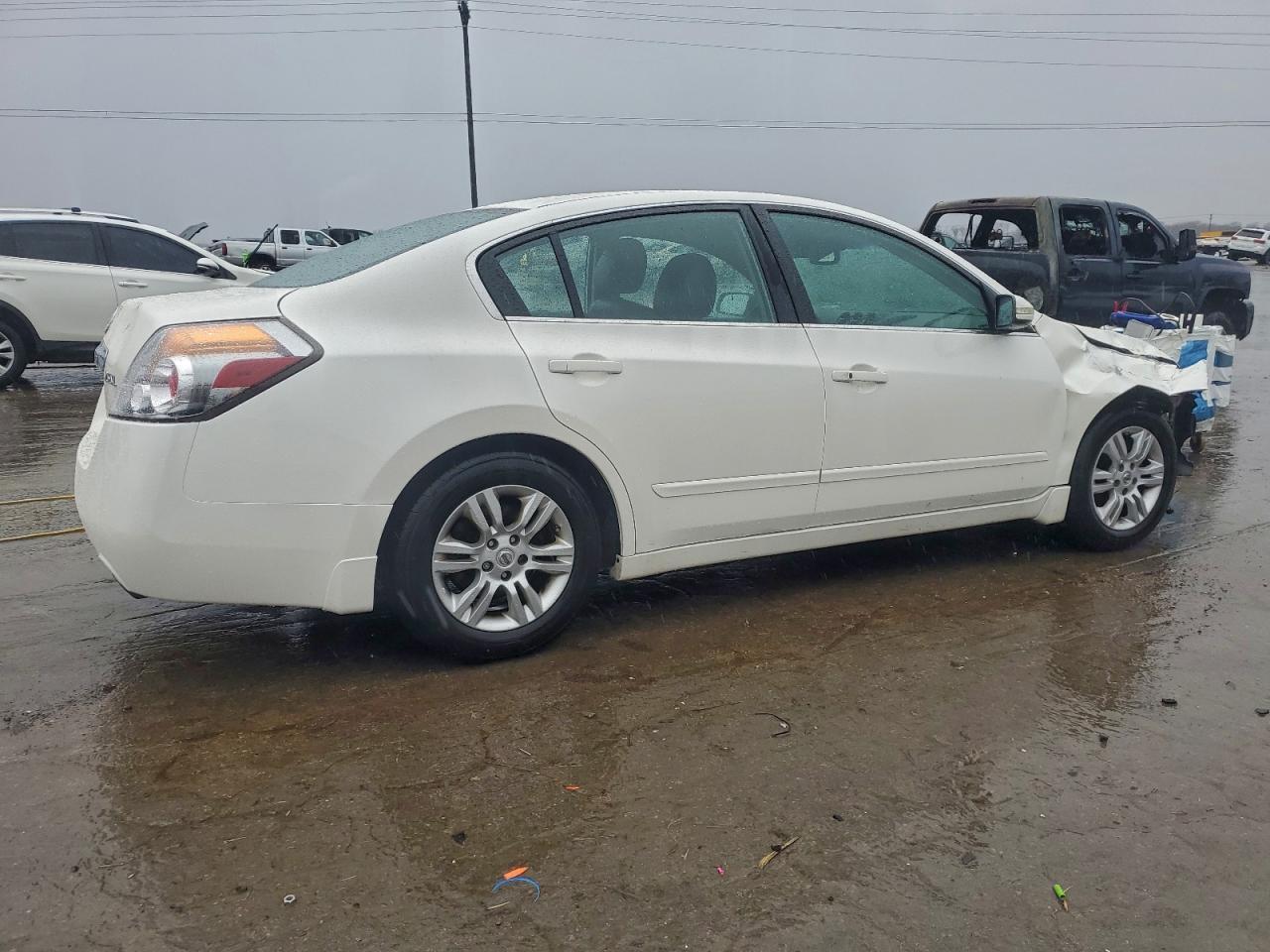 2011 Nissan Altima Base - Фото 3