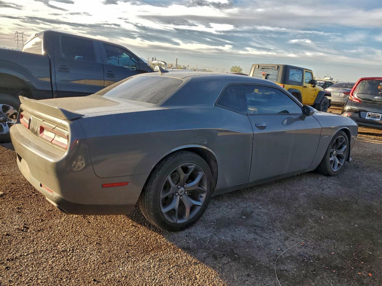 2019 Dodge Challenger R/T - Image 3