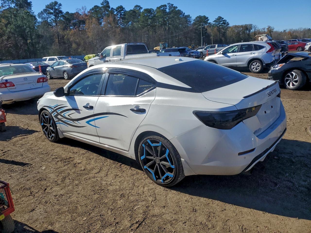 2021 Nissan Sentra Sv - Image 2