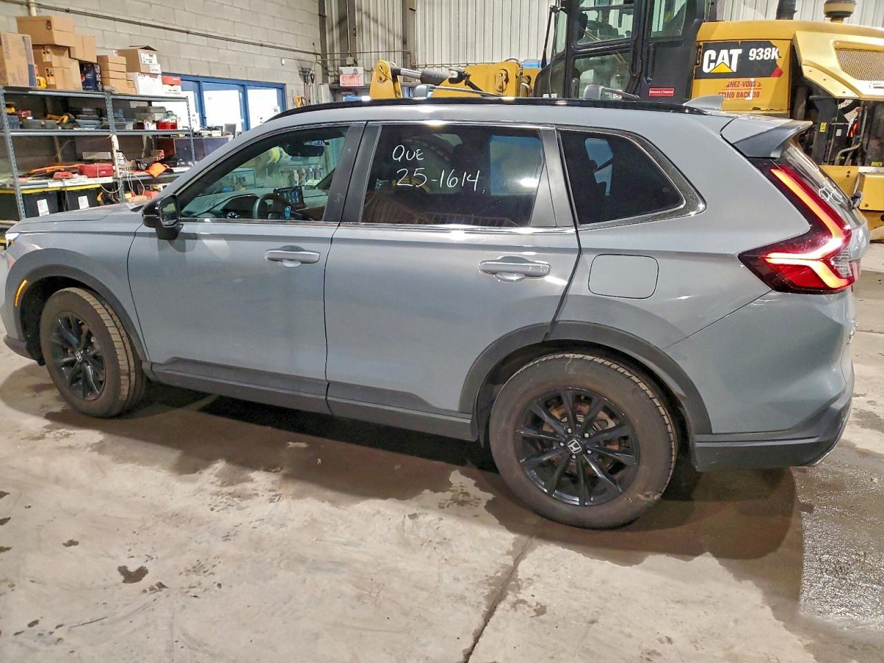 2025 Honda Cr-V Sport-L - Image 2