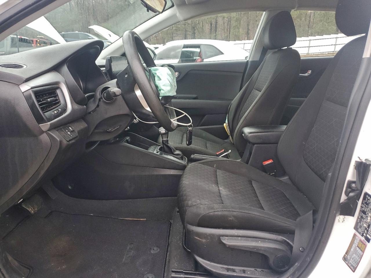 2023 Kia Rio S - Фото 7