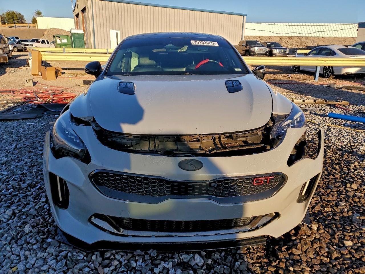 2022 Kia Stinger Gt1 - Фото 5