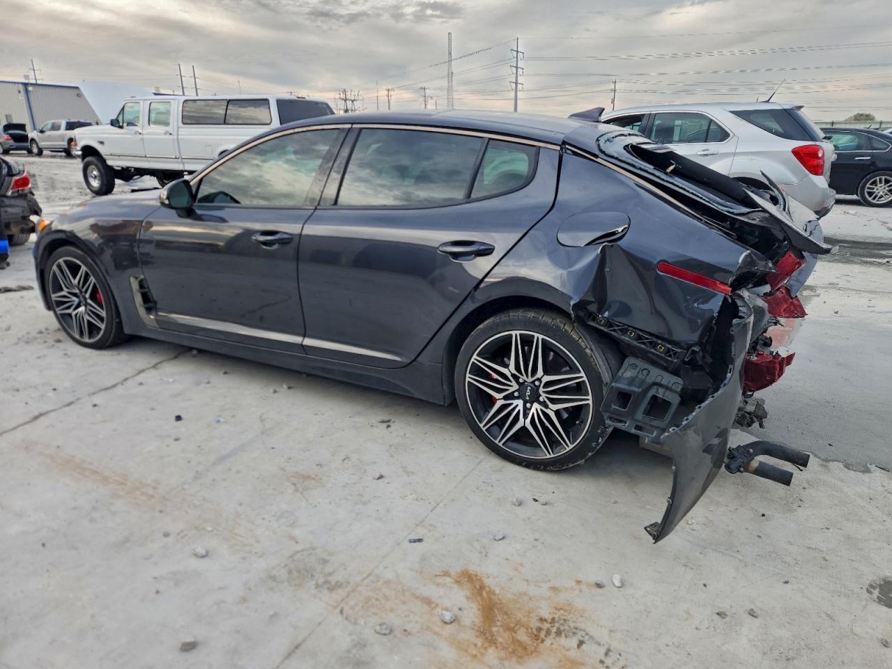 2022 Kia Stinger Gt1 - Image 2