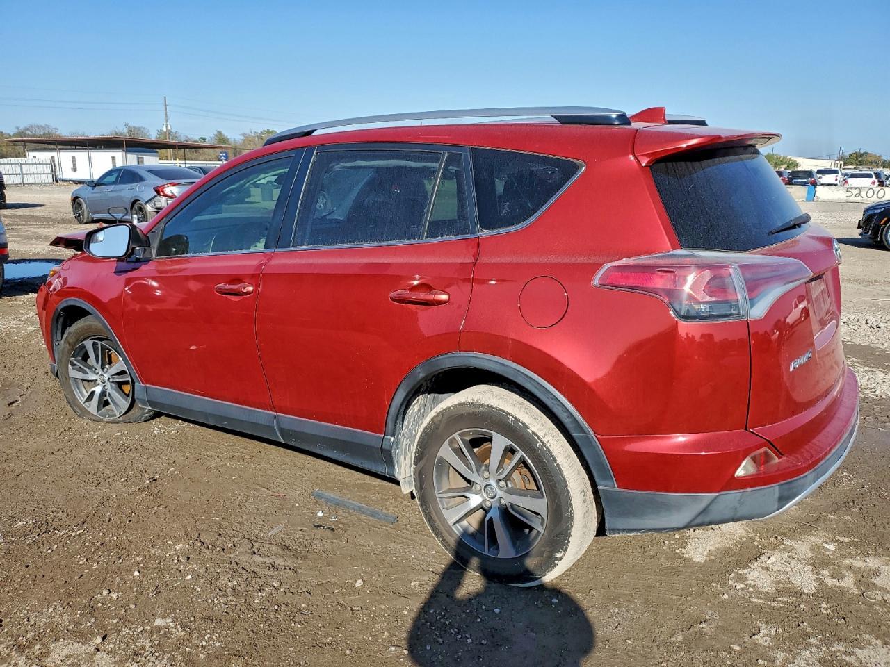 2017 Toyota Rav4 Xle - Image 2