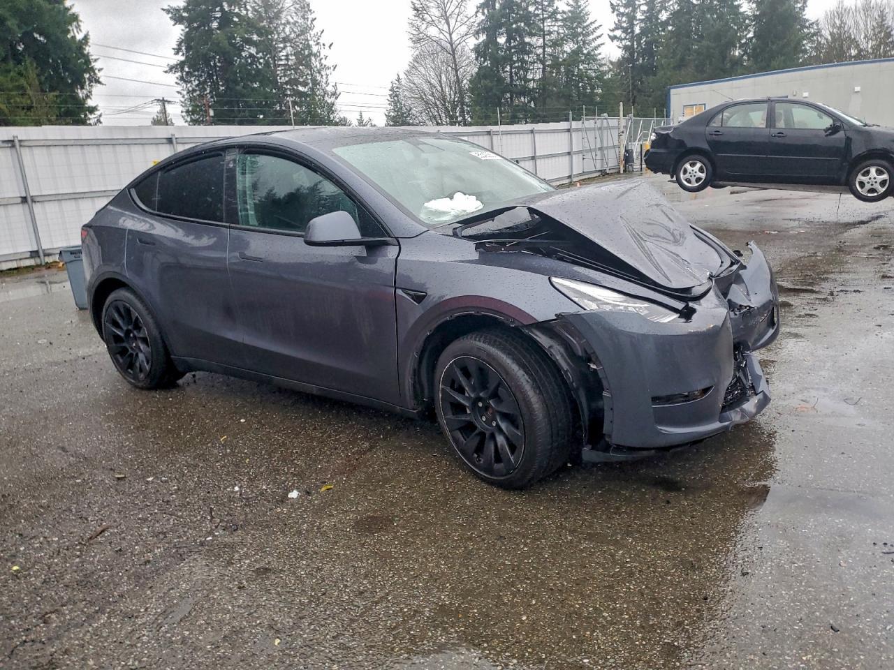 2023 Tesla Model Y - Фото 4