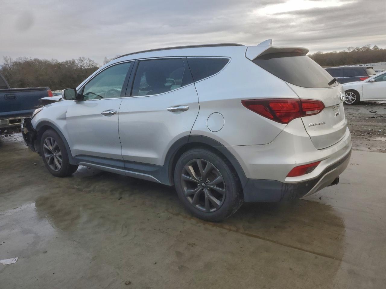 2017 Hyundai Santa Fe Sport 2.0T Ultimate - Фото 2