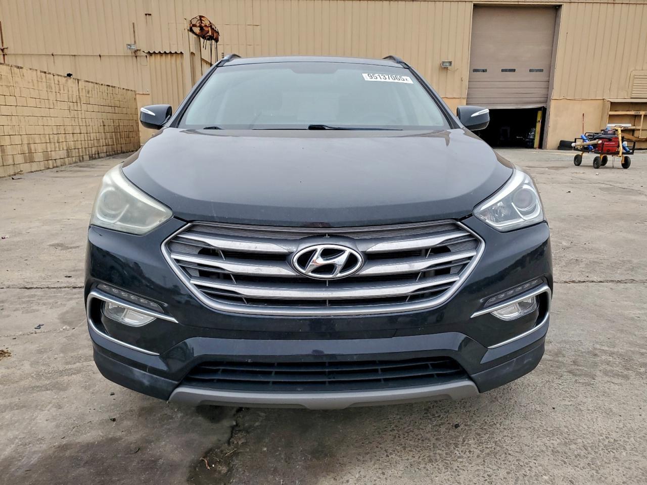 2017 Hyundai Santa Fe Sport - Image 5