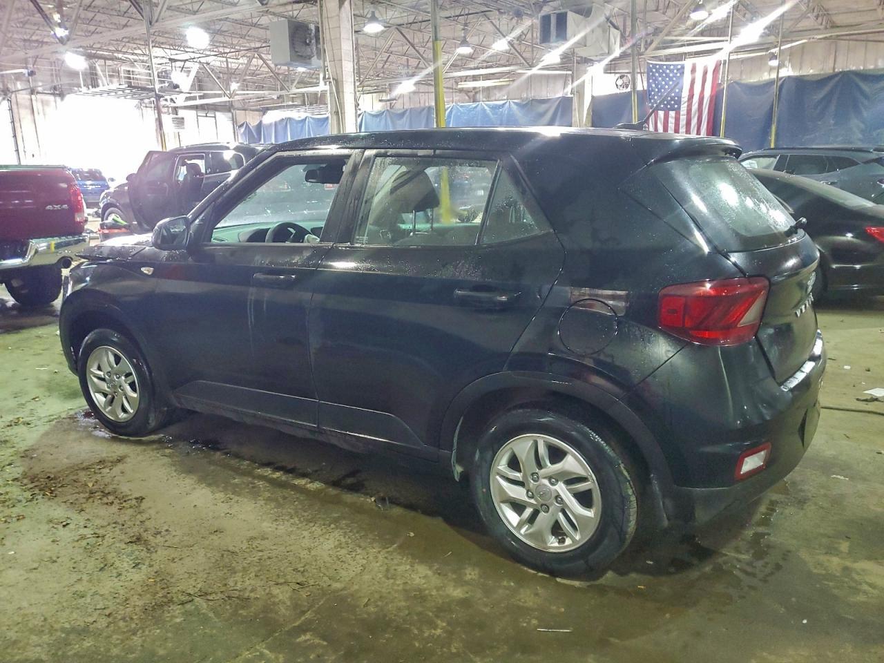 2023 Hyundai Venue Se - Фото 2