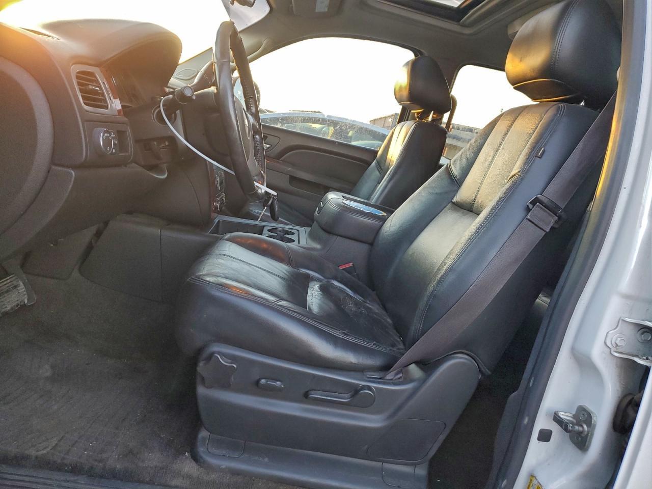 2013 Chevrolet Suburban C1500 Lt - Фото 7