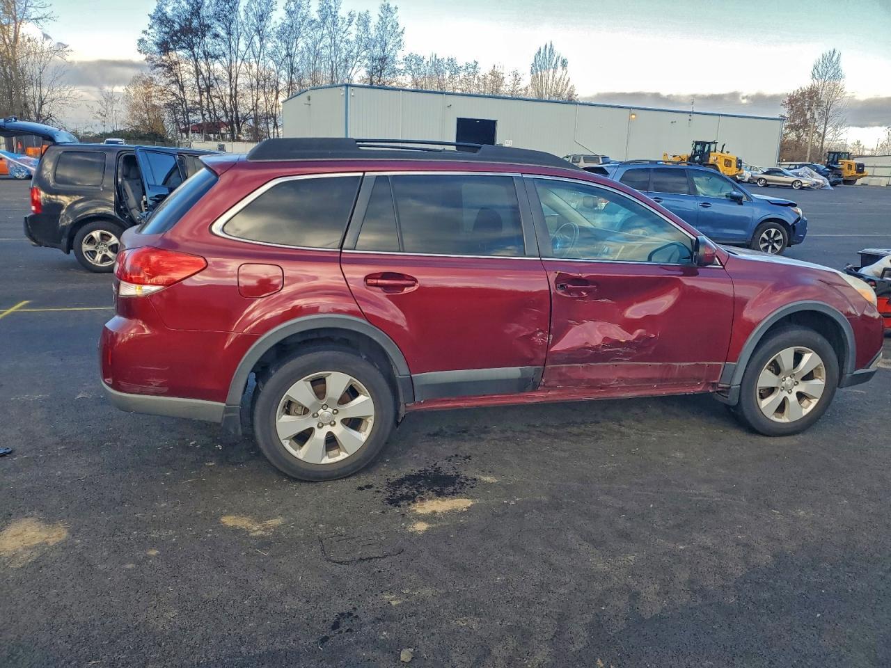 2012 Subaru Outback 2.5I Premium - Image 3