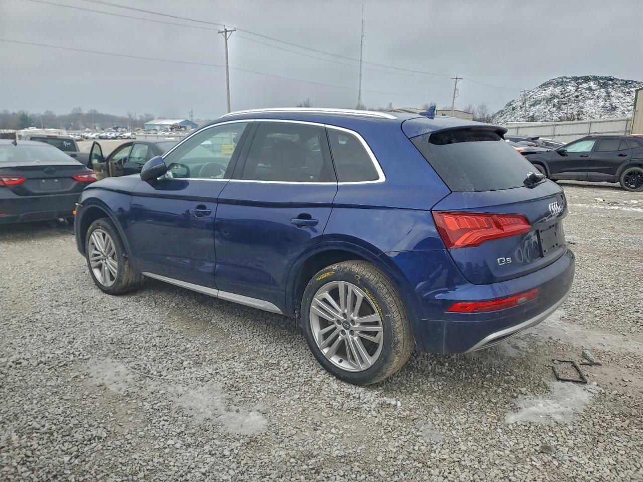 2018 Audi Q5 Premium Plus - Фото 2