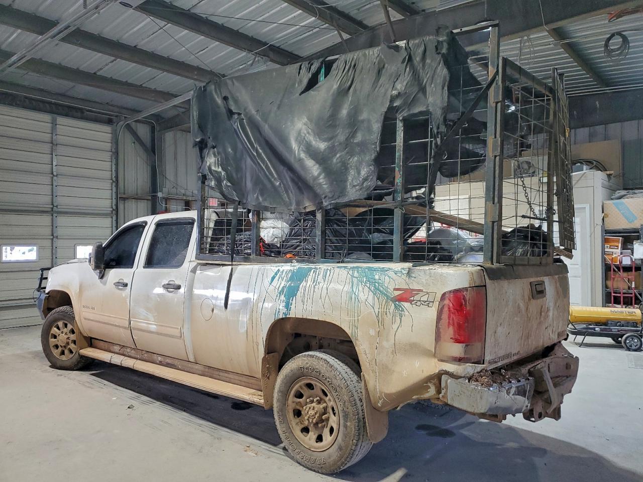 2011 GMC Sierra K2500 Sle - Image 2