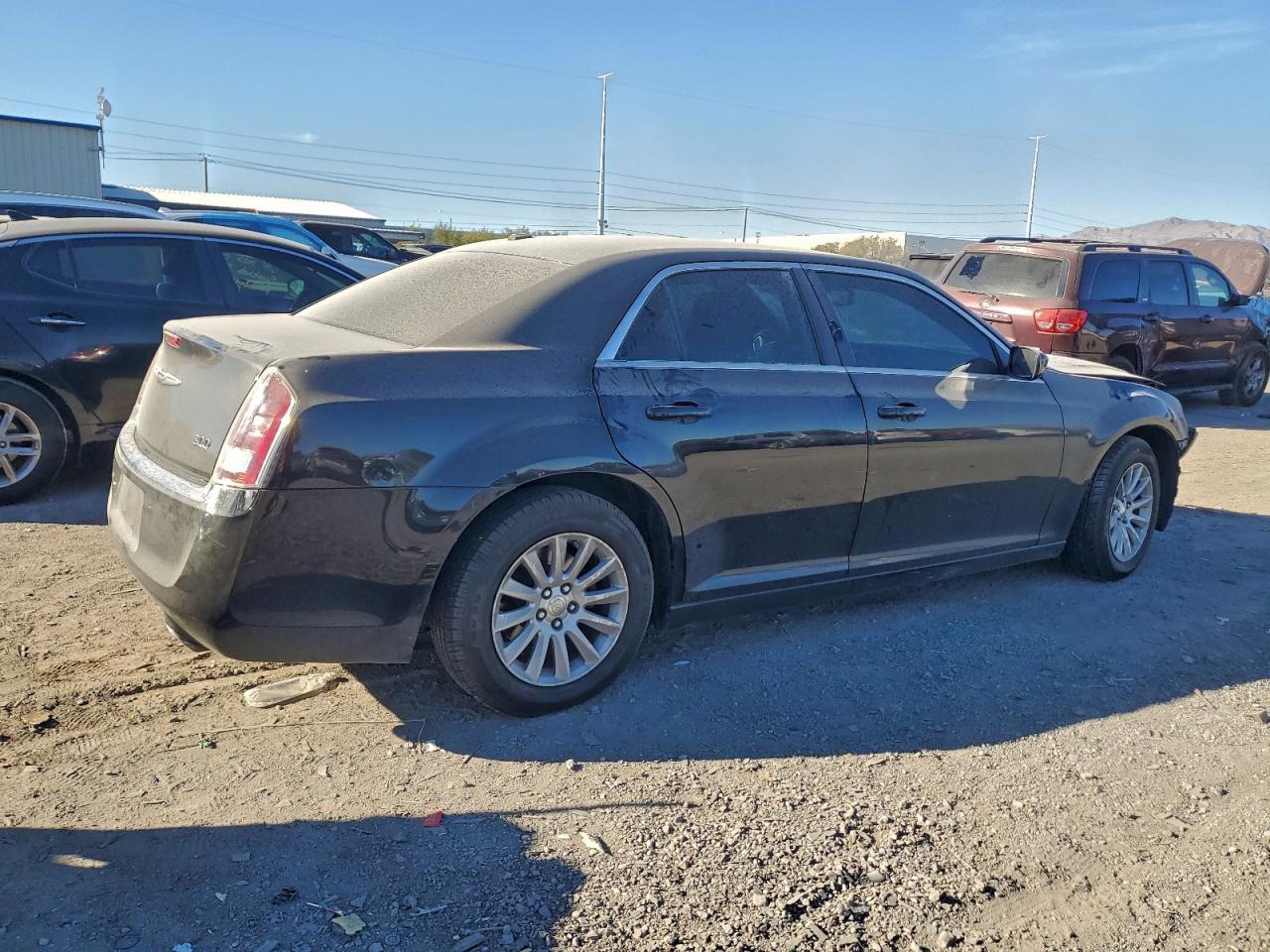 2012 Chrysler 300 - Фото 3