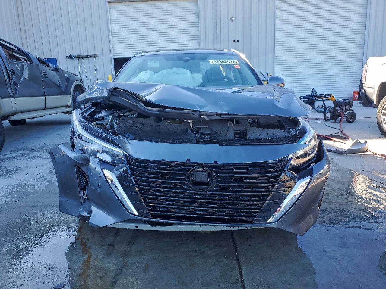 2025 Nissan Sentra S - Image 5