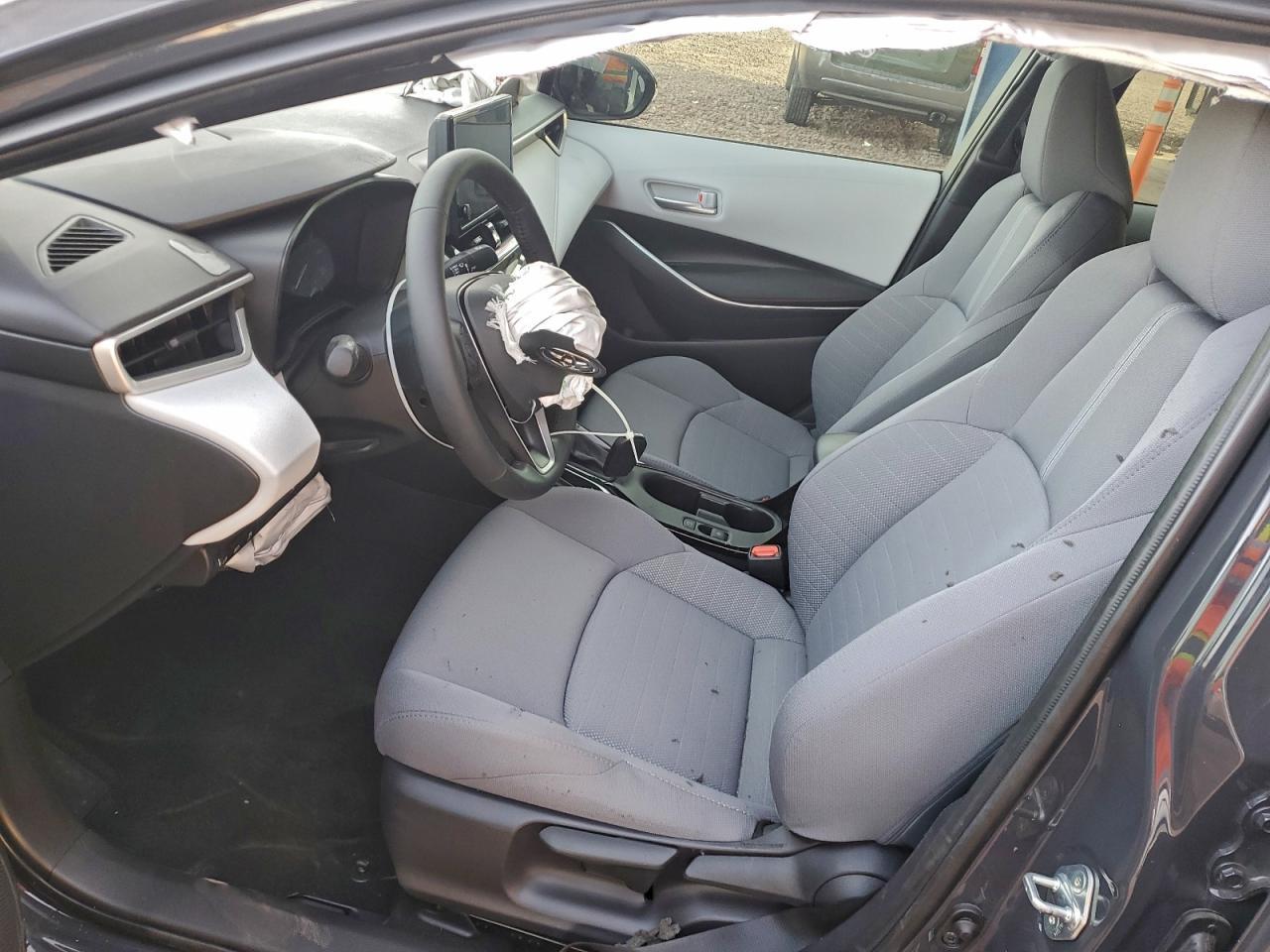 2025 Toyota Corolla Le - Image 7