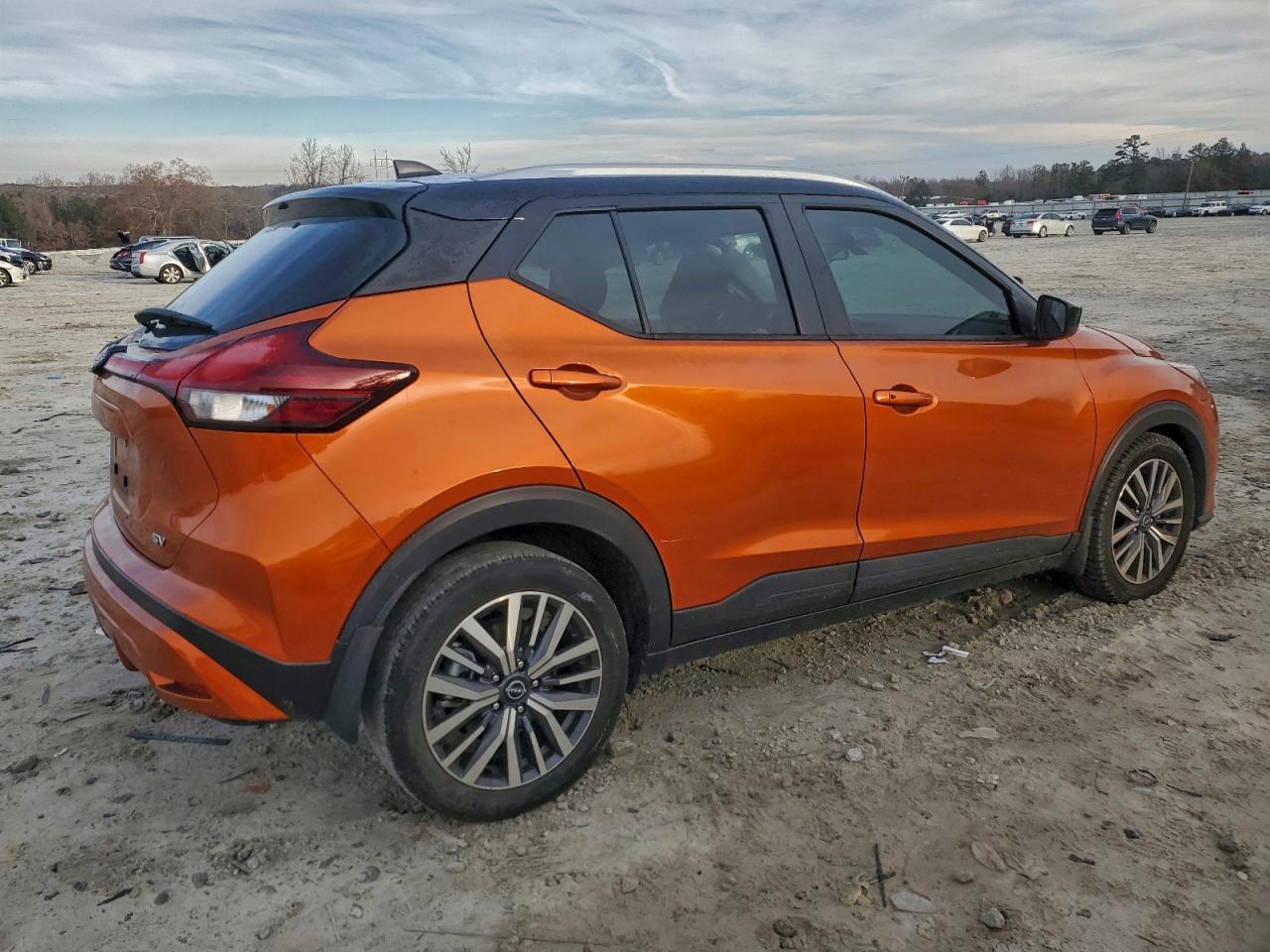 2023 Nissan Kicks Sv - Фото 3