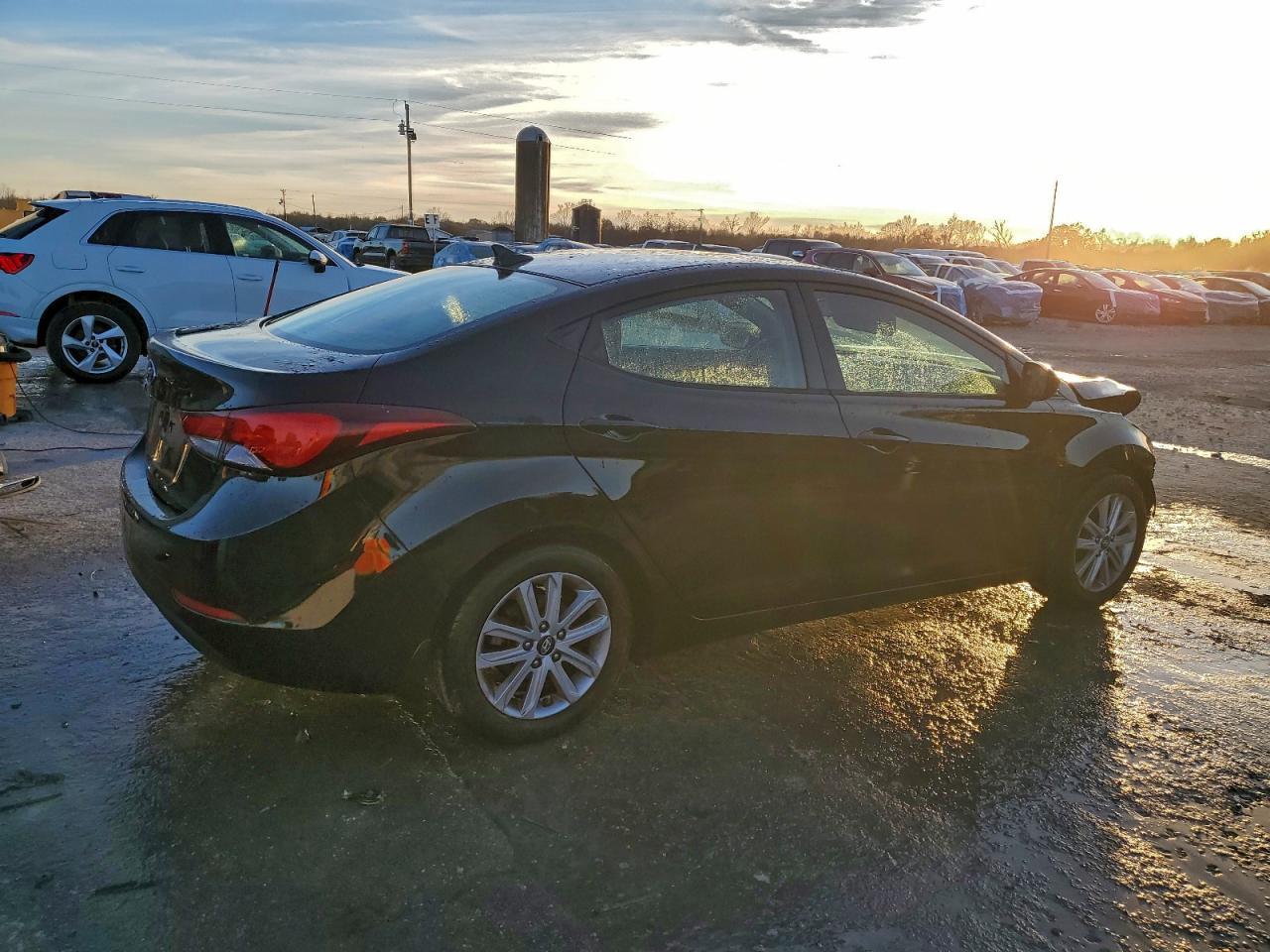 2014 Hyundai Elantra Se - Фото 3