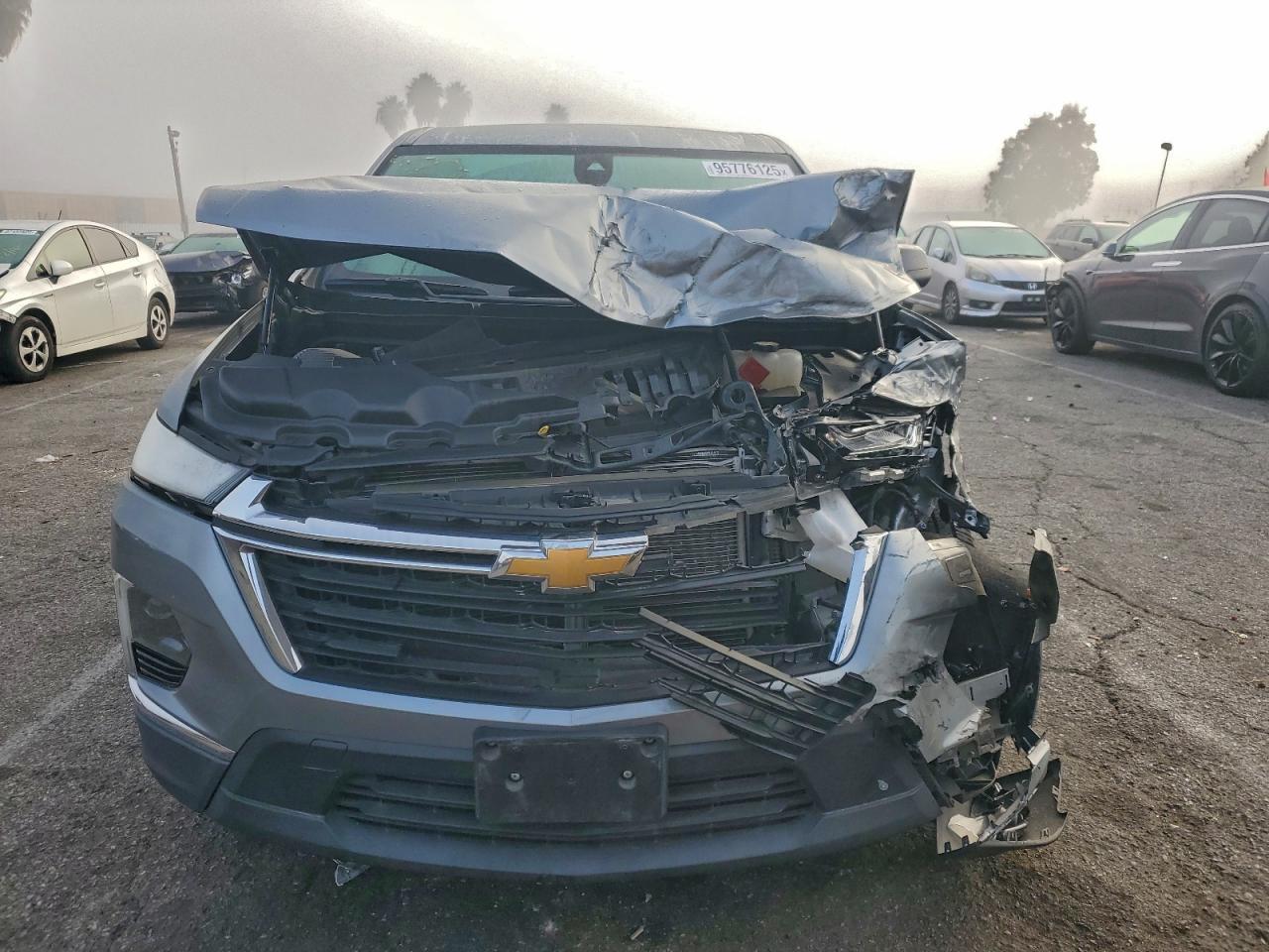 2023 Chevrolet Traverse Ls - Фото 5