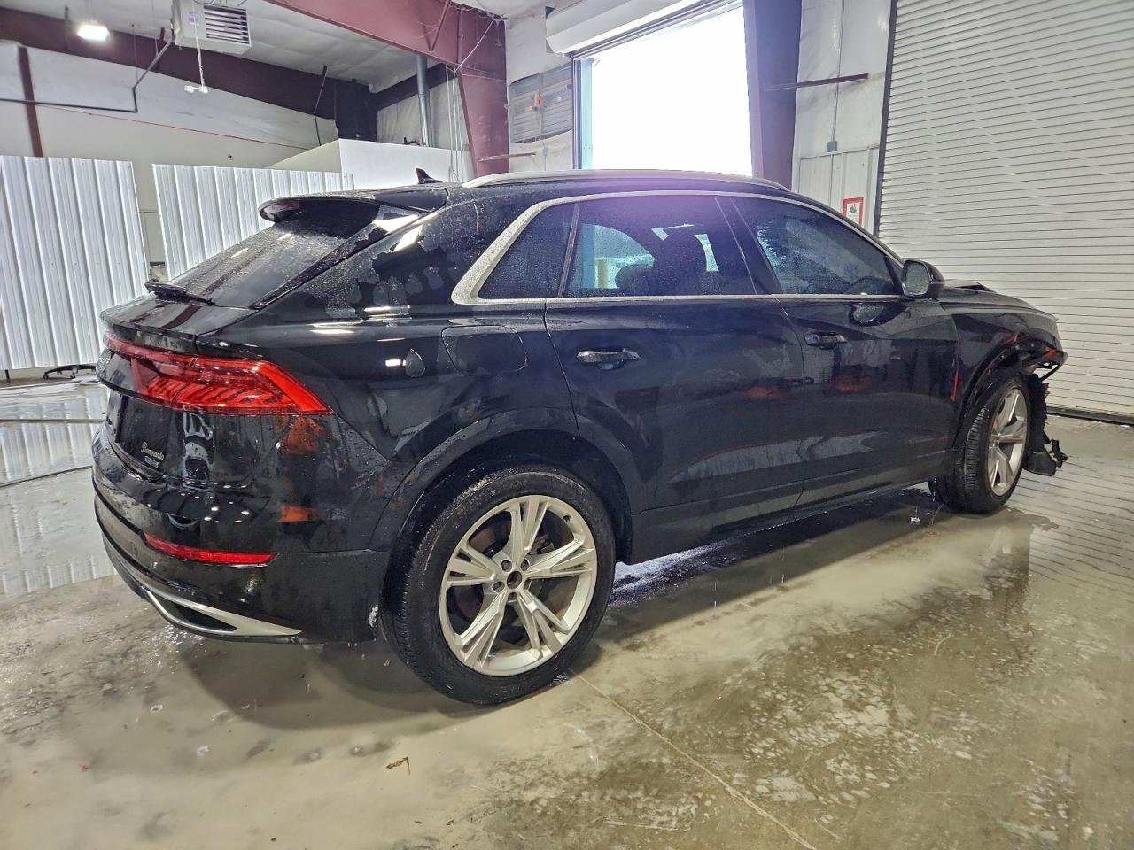 2019 Audi Q8 Premium Plus - Фото 3