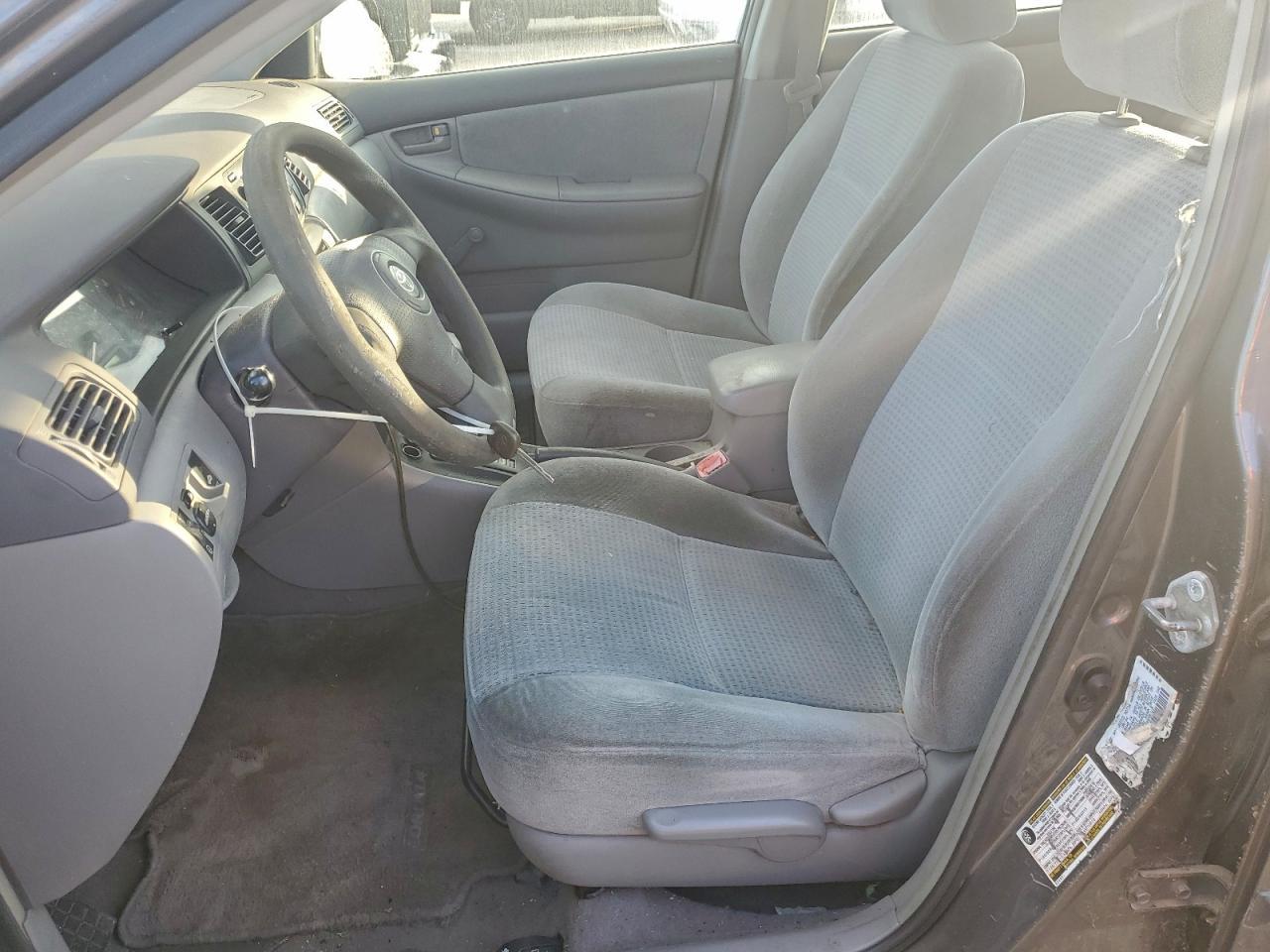 2005 Toyota Corolla Ce - Image 7