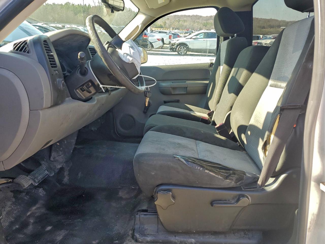 2009 Chevrolet Silverado C1500 - Image 7