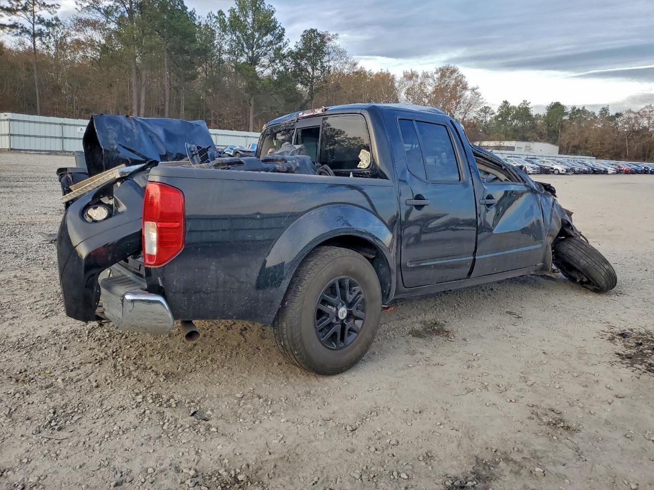2018 Nissan Frontier S - Фото 3
