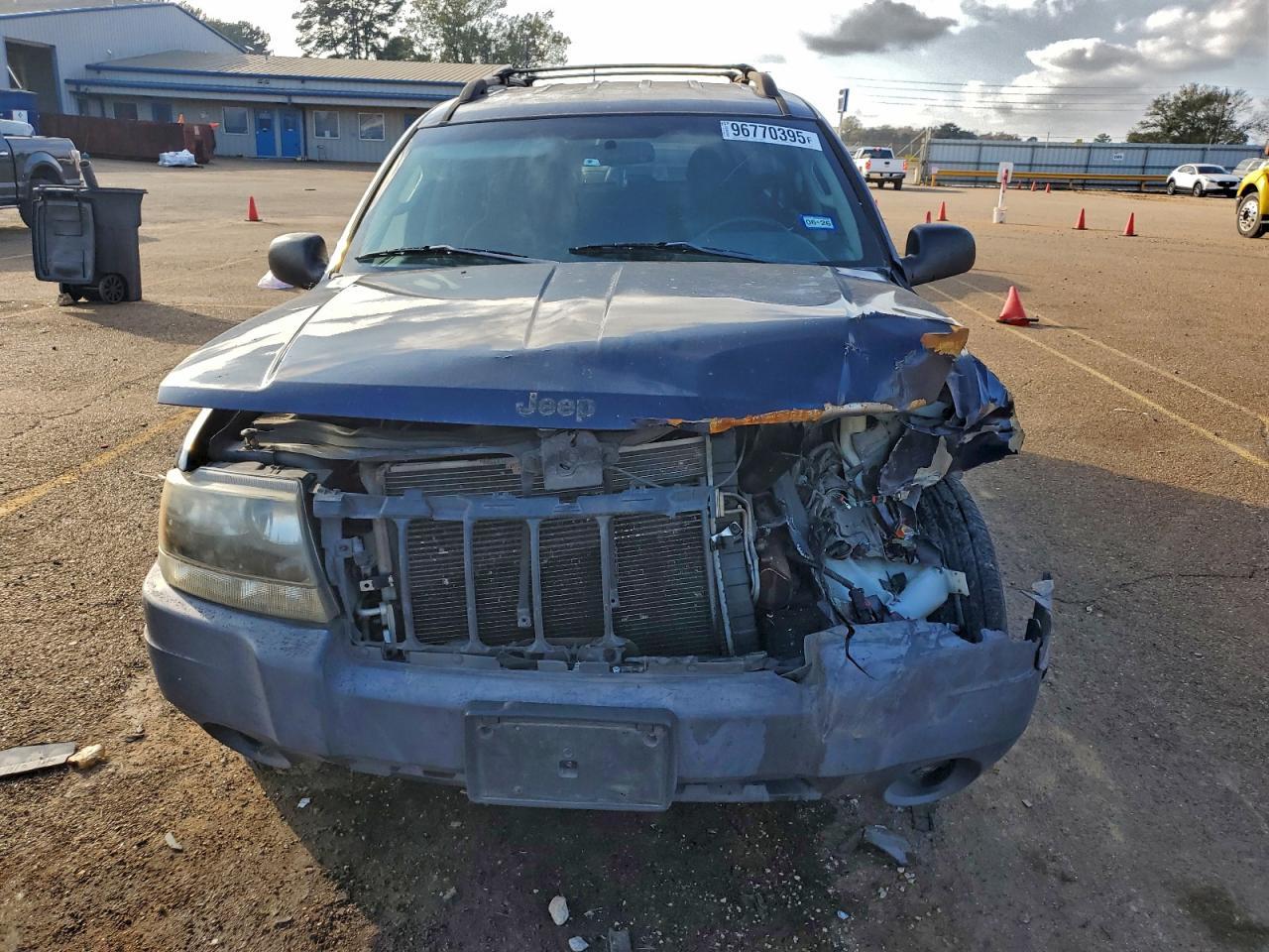2004 Jeep Grand Cherokee Laredo - Image 5