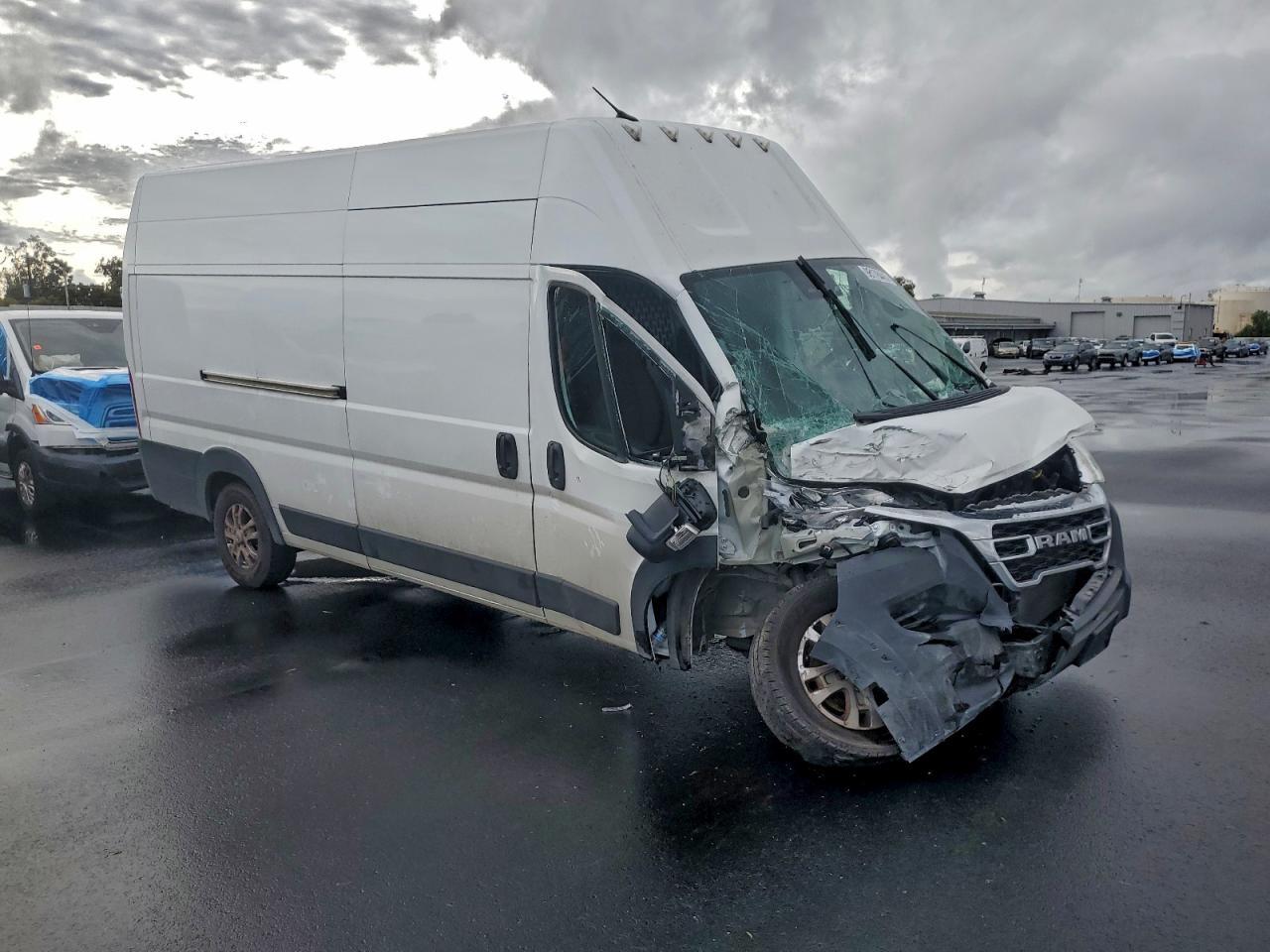 2025 Ram Promaster 3500 Delivery Van - Фото 4