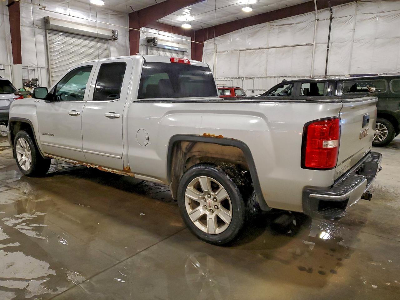 2014 GMC Sierra K1500 Sle - Image 2