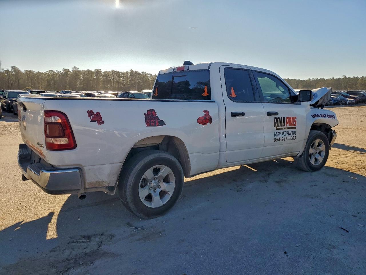 2024 Ram 1500 Tradesman - Фото 3