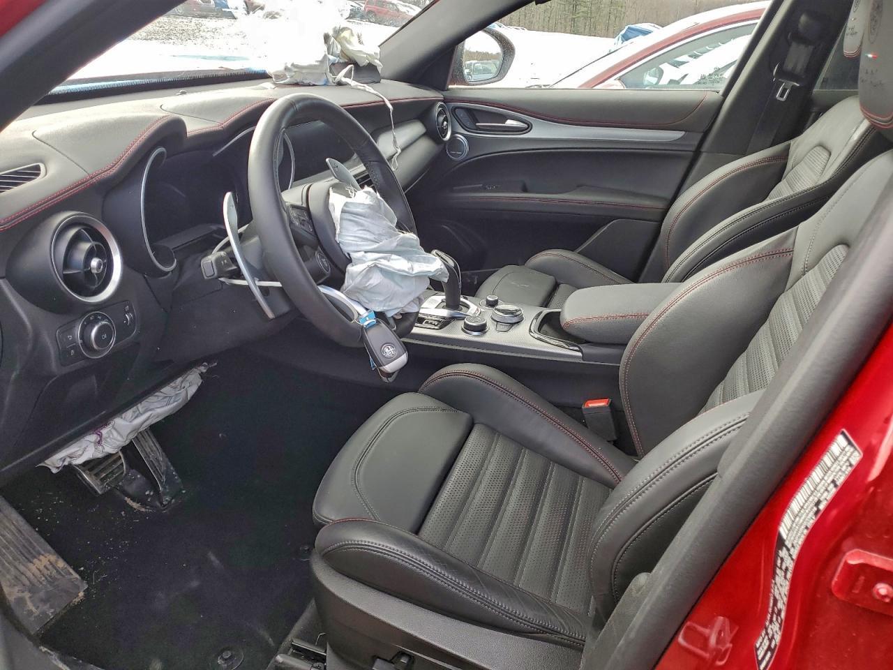 2025 Alfa Romeo Stelvio Tributo Italiano - Image 7