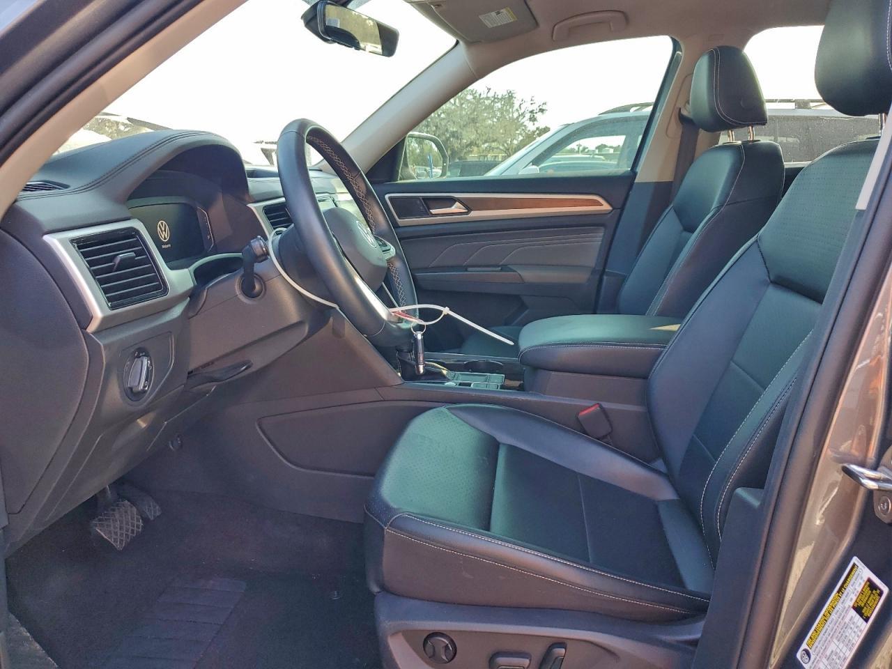 2022 Volkswagen Atlas Se - Фото 7