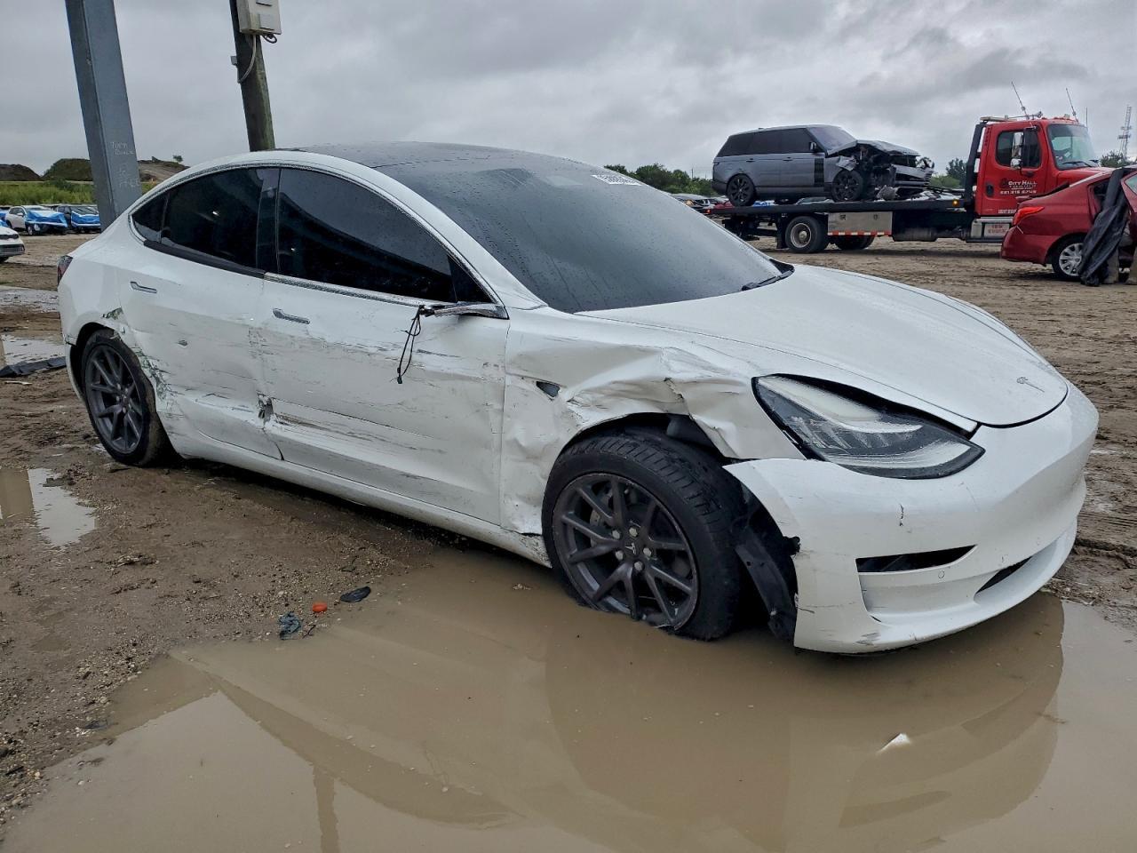 2020 Tesla Model 3 - Image 4