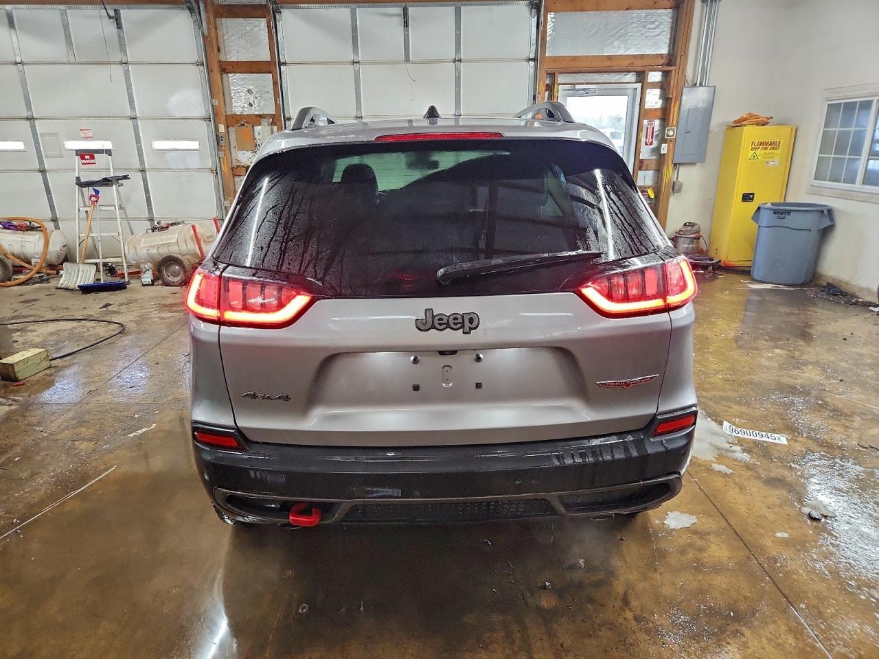 2019 Jeep Cherokee Trailhawk - Фото 6