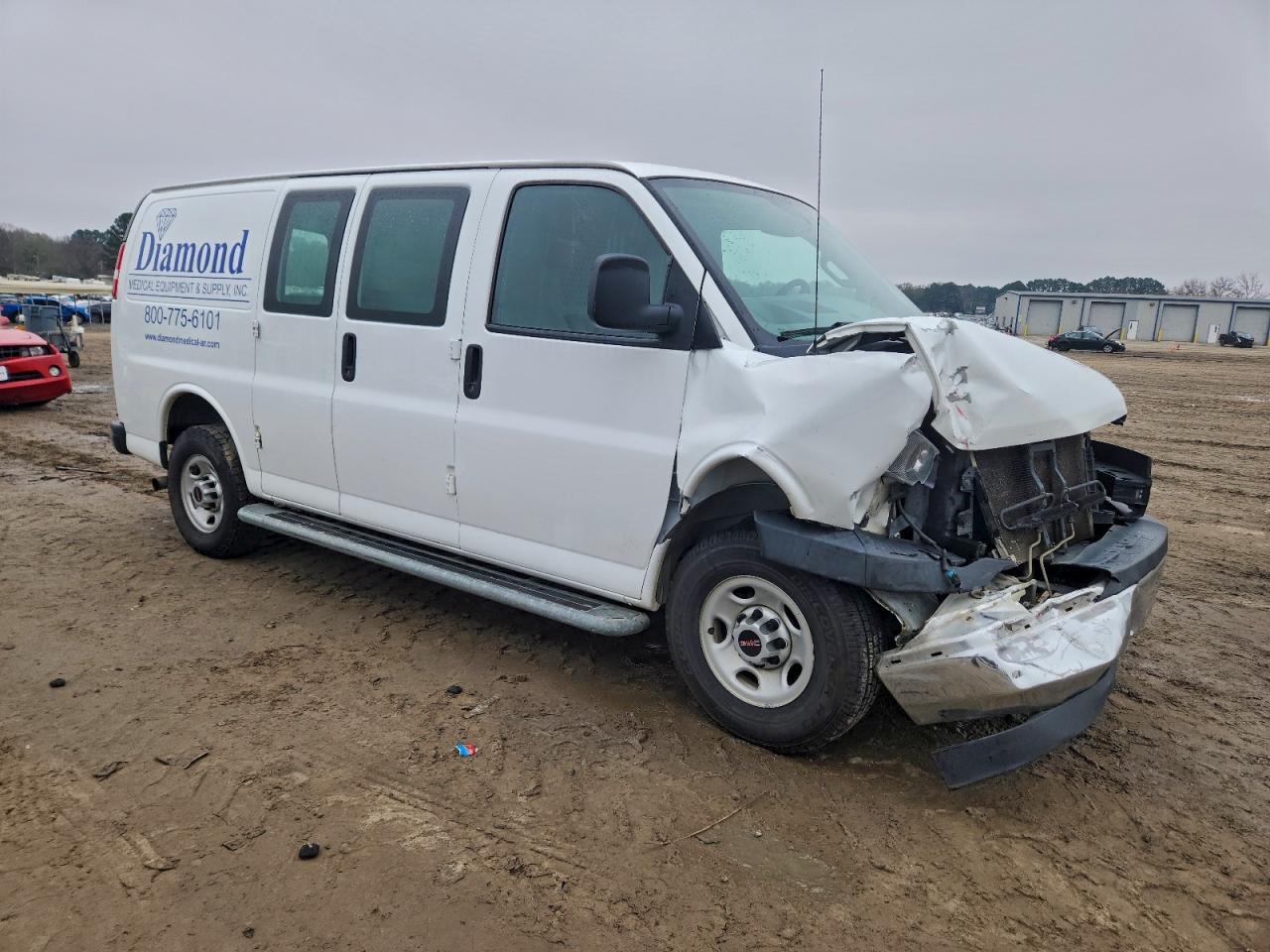 2017 GMC Savana G2500 Delivery Van - Фото 4
