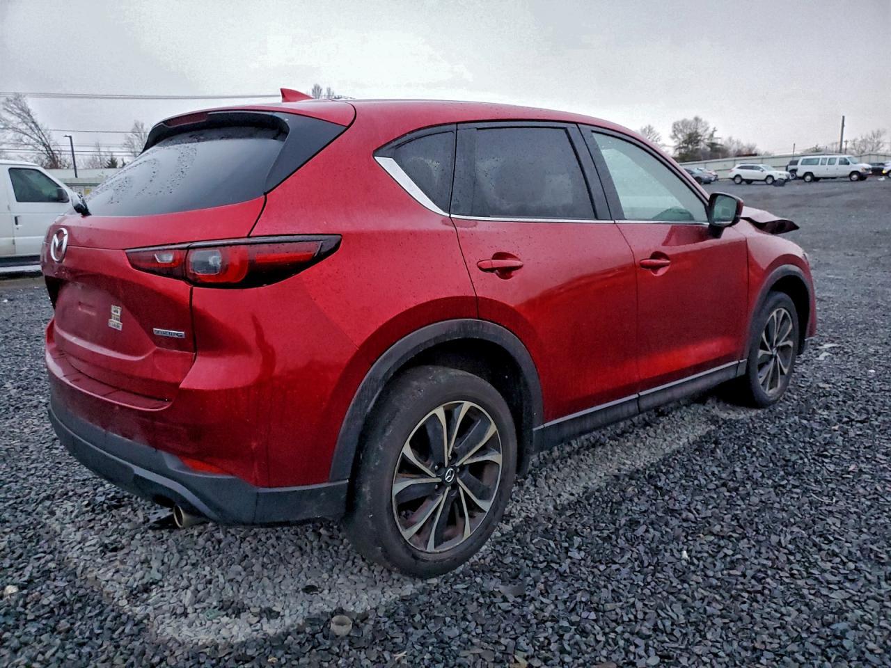 2023 Mazda Cx-5 Premium - Image 3