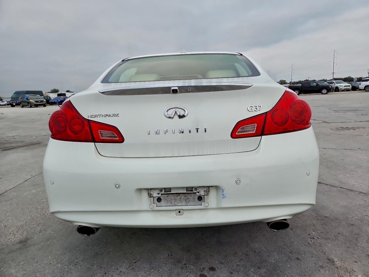 2012 Infiniti G37 Base - Image 6