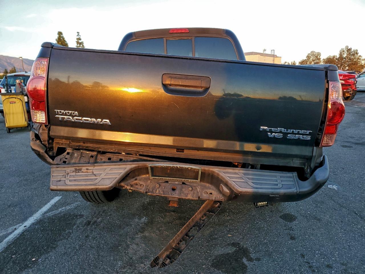2007 Toyota Tacoma Double Cab Prerunner Long Bed - Image 6