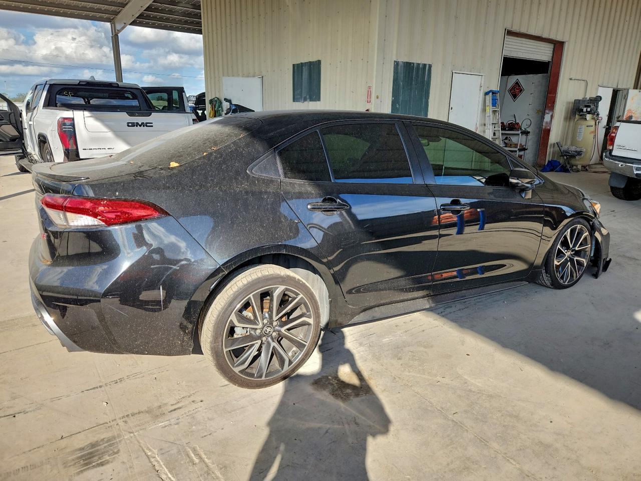2021 Toyota Corolla Se - Image 3