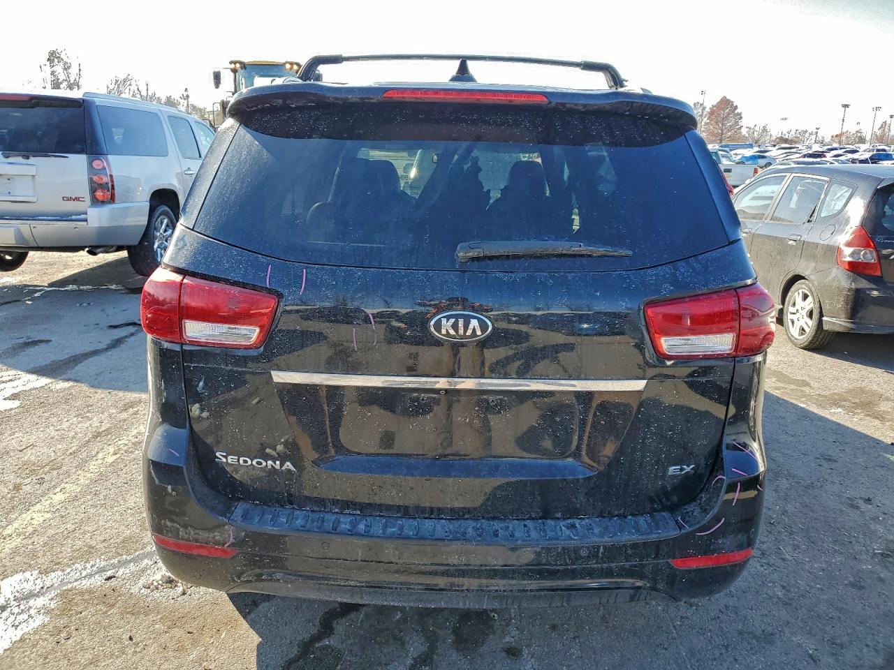 2016 Kia Sedona Ex - Image 6