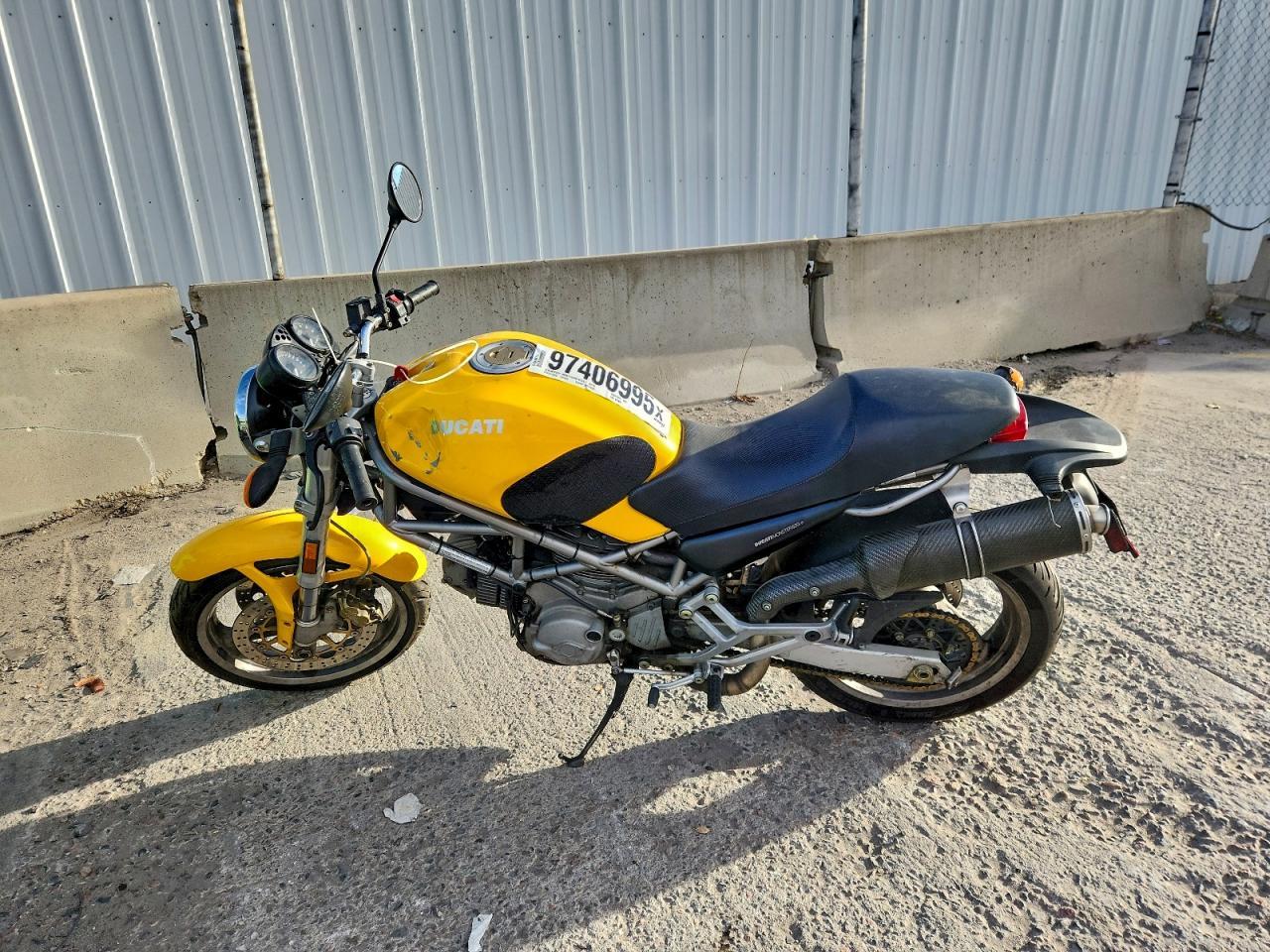 2003 Ducati M600 - Image 3