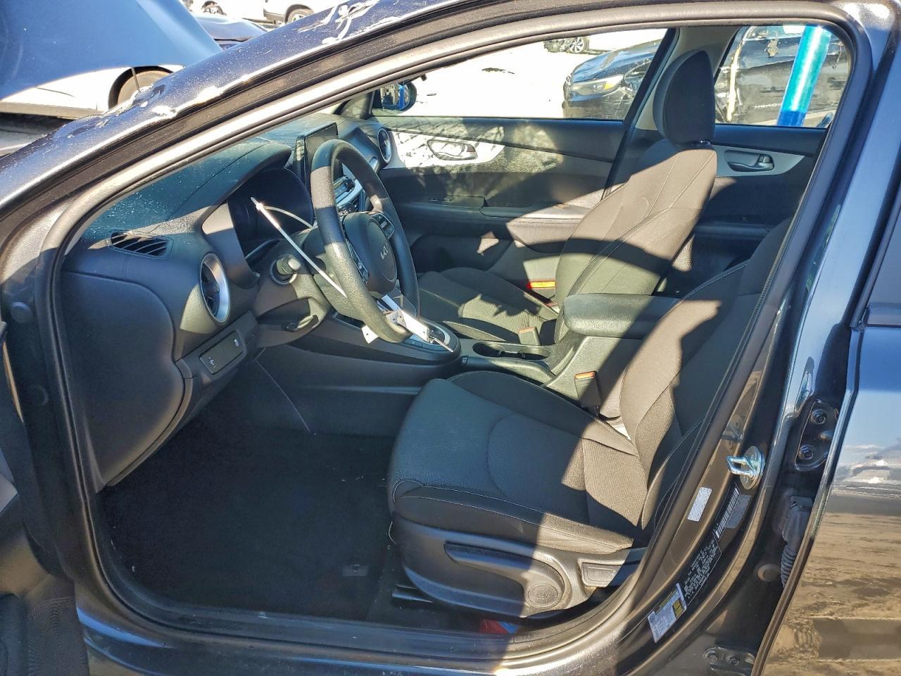 2024 Kia Forte - Фото 7