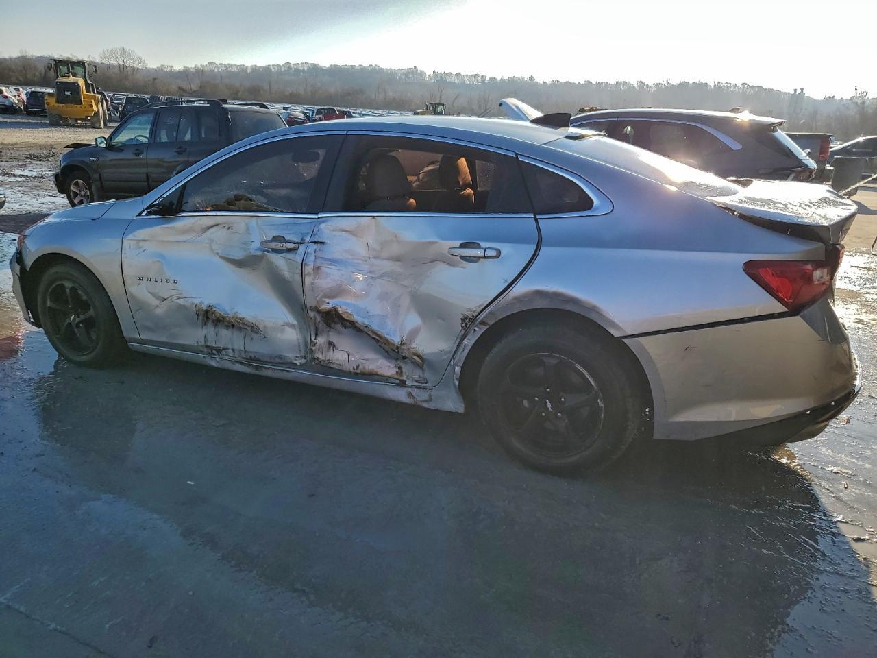 2016 Chevrolet Malibu Ls - Image 2