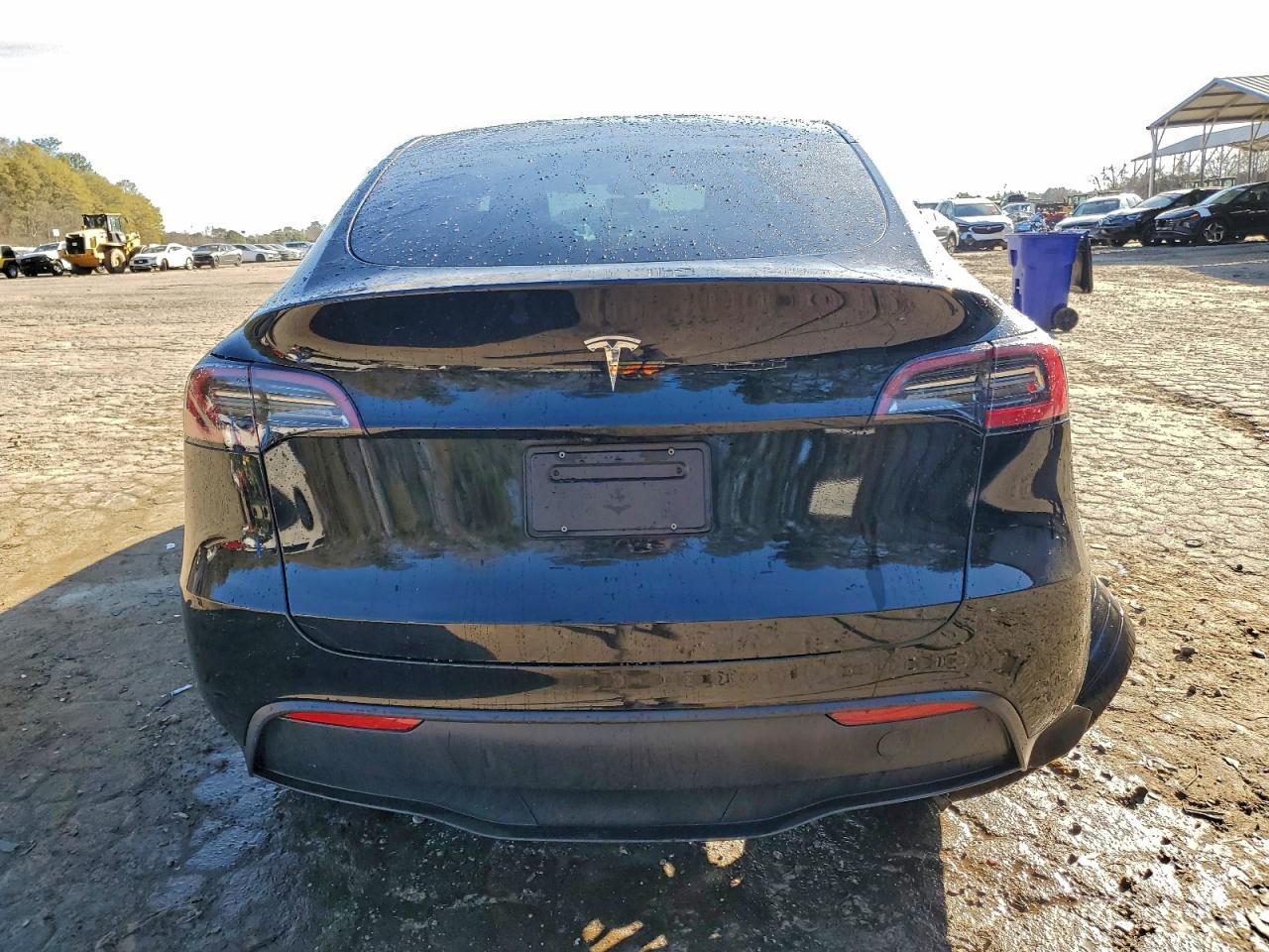 2024 Tesla Model Y - Фото 6