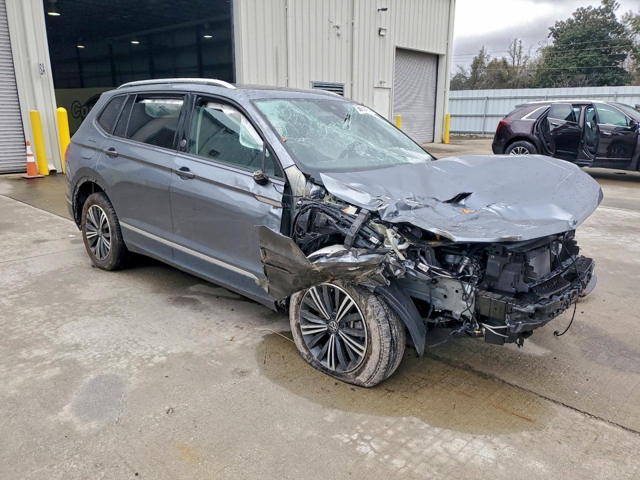 2024 Volkswagen Tiguan Se - Image 4