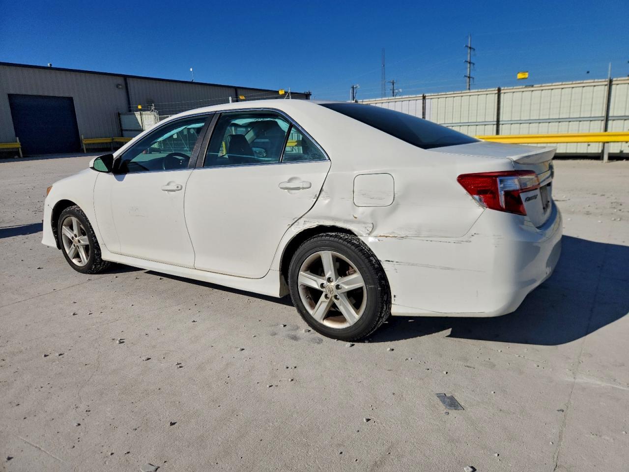 2013 Toyota Camry - Image 2