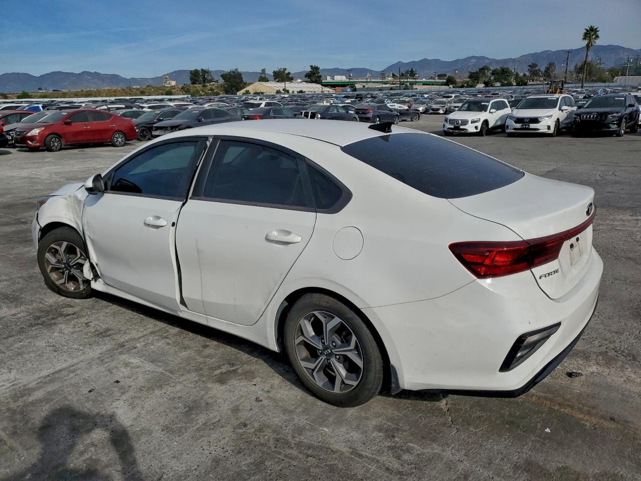 2019 Kia Forte Fe - Фото 2