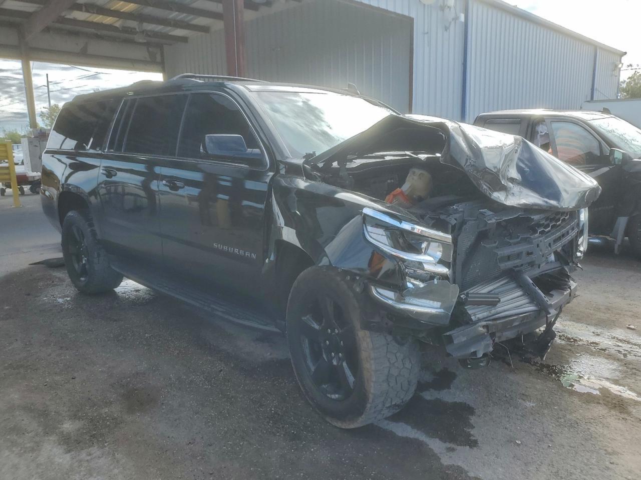 2019 Chevrolet Suburban C1500 Lt - Фото 4