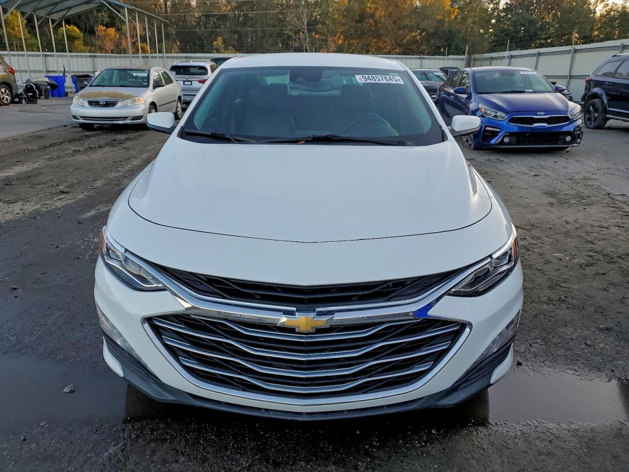 2023 Chevrolet Malibu Premier - Image 5